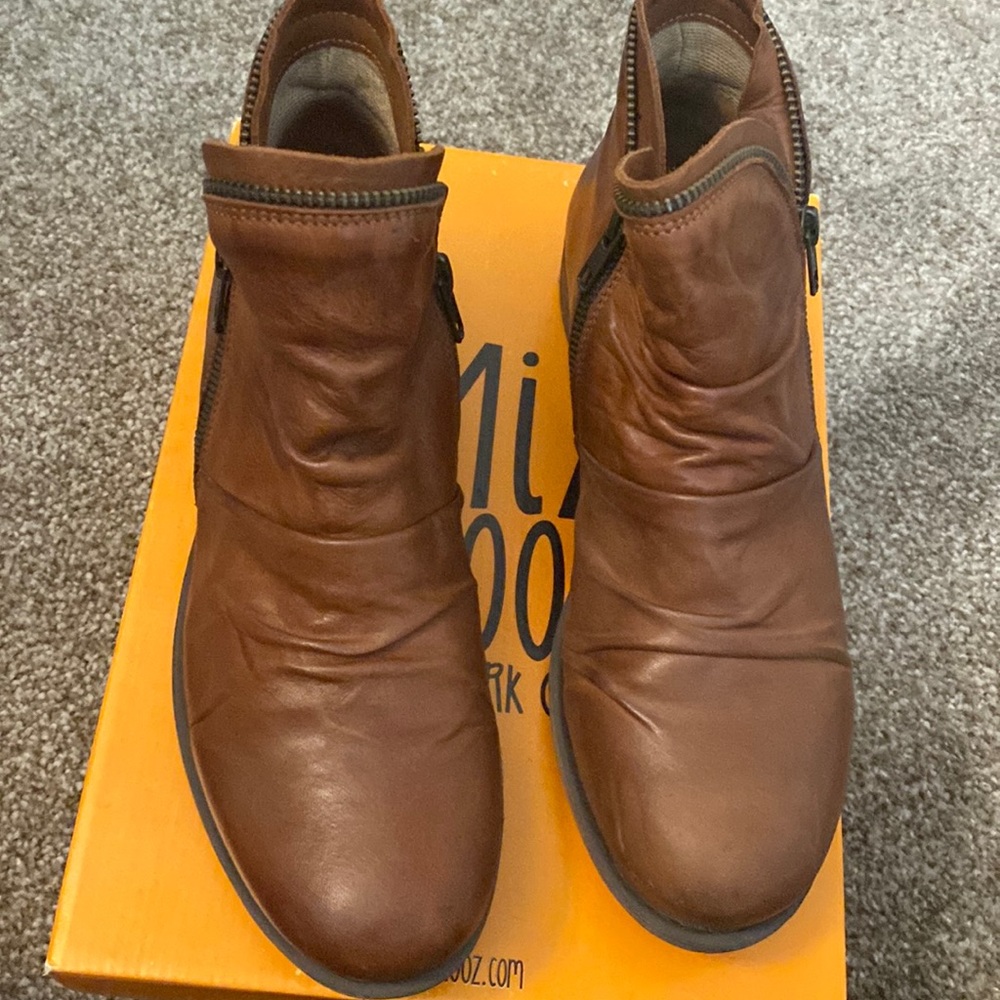 Miz-Mooz ankle boots brown
